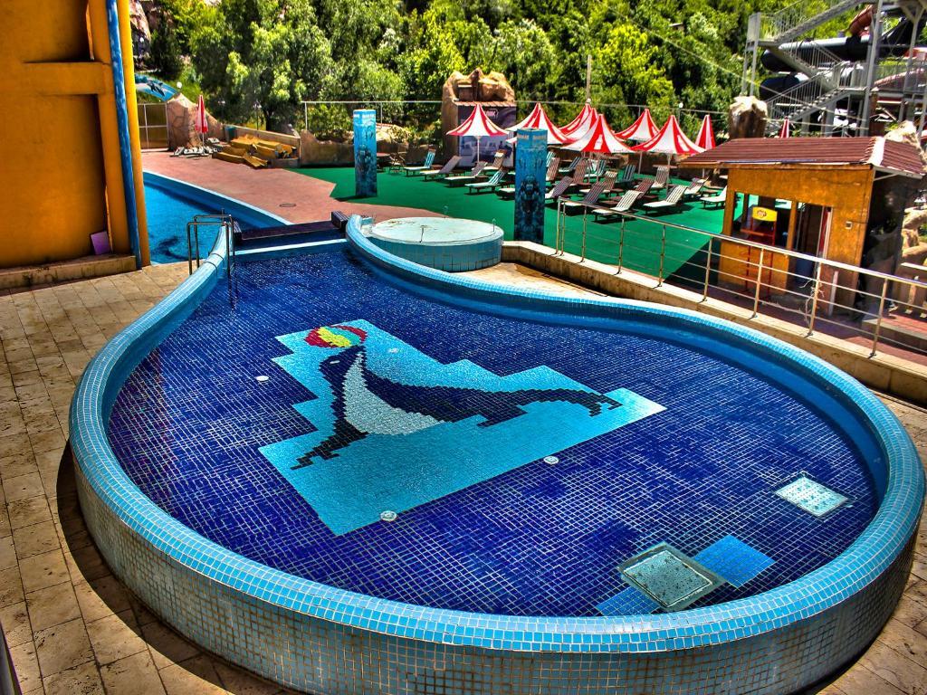 Aquatek Resort & Spa Hotel Jerevan Buitenkant foto